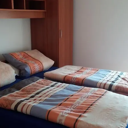 Apartments Meri Liznjan Room photo